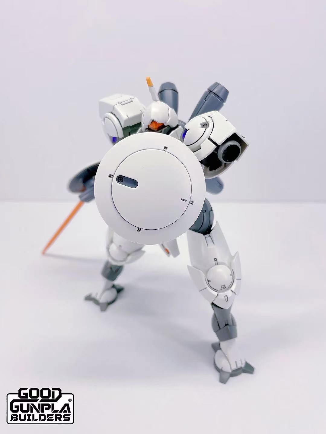 Bandai HG 1/144 Heindree