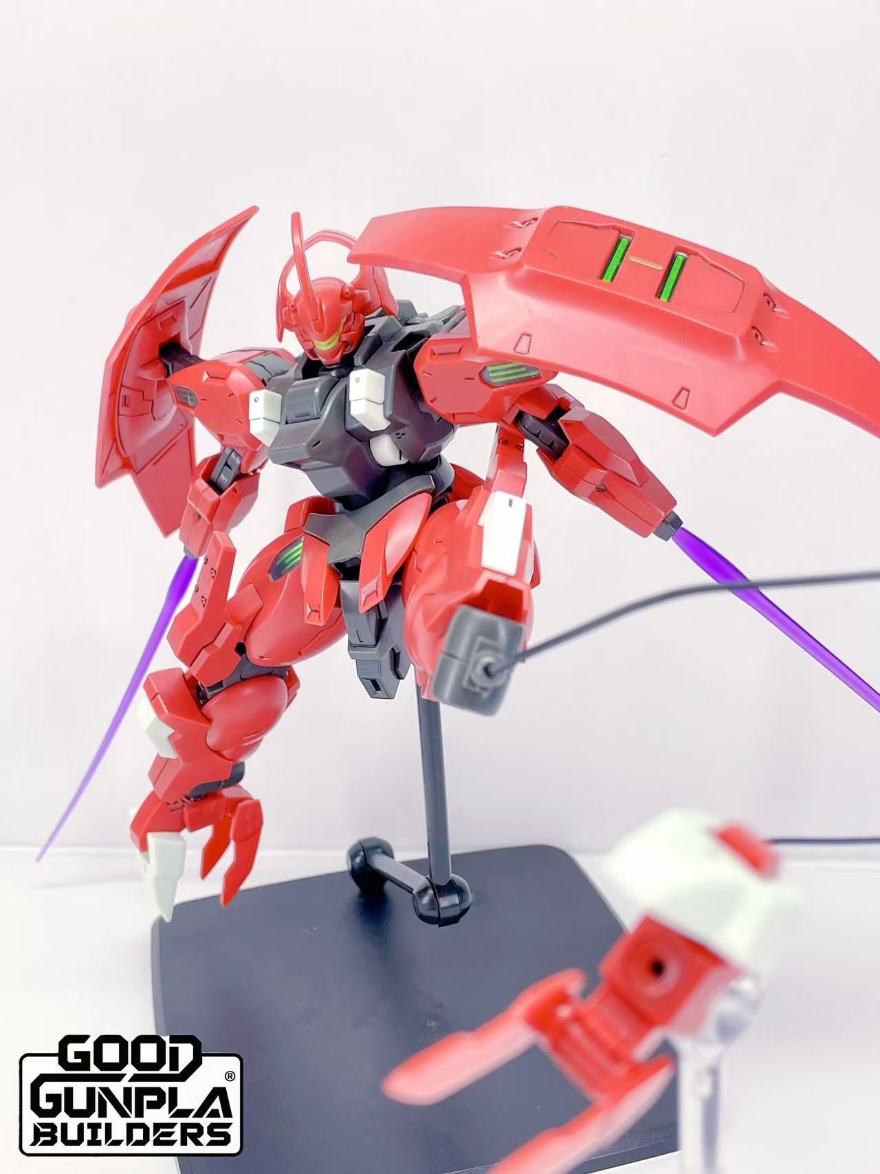 Bandai HG 1/144 Darilbalde
