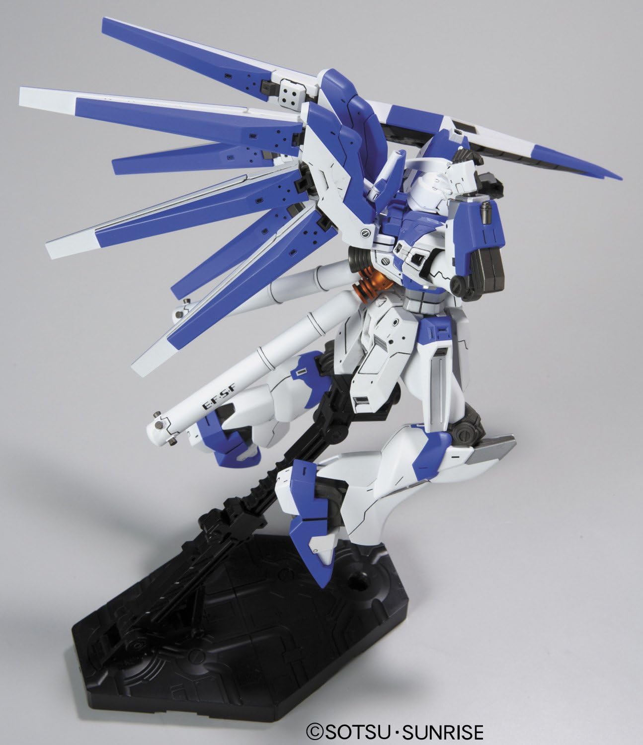 Bandai HGUC 1/144 Scale Gundam RX-93-2 Hi-Nu Gundam (Restocking)